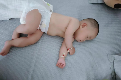 昆明三个月宝宝头围